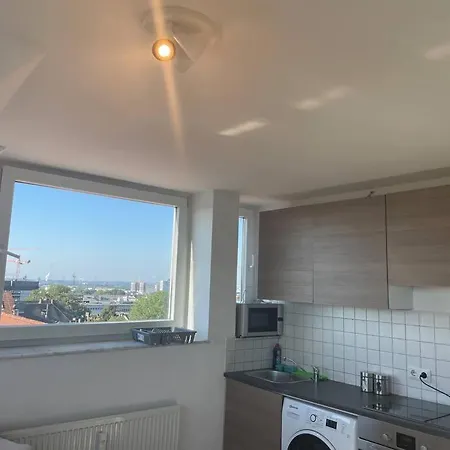 Apartment über Den Dächern Von *